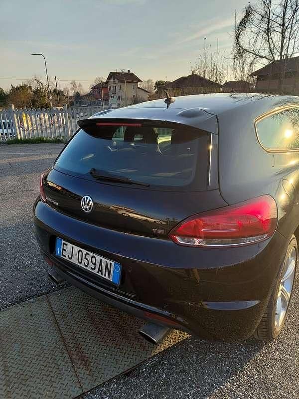 Begagnad VW Scirocco 160 HK (117 kW) 2011 Svart Sportkupé