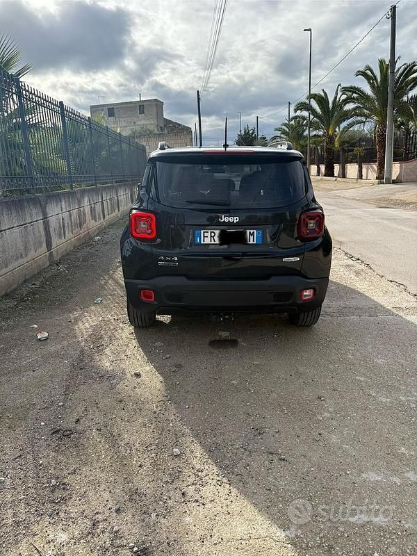 Usata Jeep Renegade 140 CV (102 kW) 2014 Nero SUV