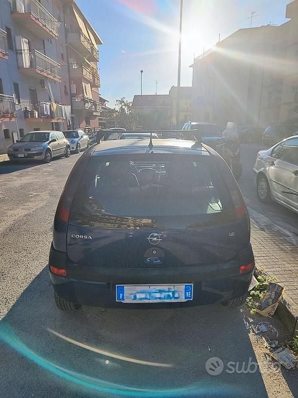 Usata Opel Corsa 75 CV (55 kW) 2002 Blu Berlina