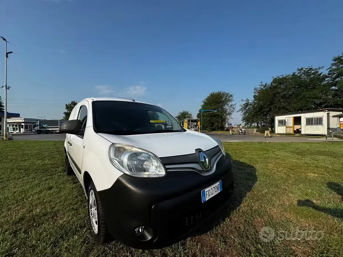 Usata Renault Kangoo 90 CV (66 kW) 2017 Bianco Monovolume