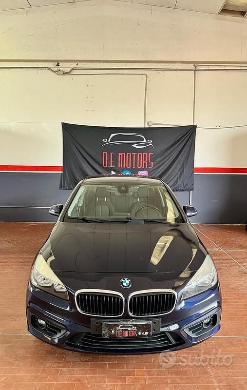 Usata BMW 216 Active Tourer Luxury Line 116 CV (85 kW) 2015 Blu Monovolume