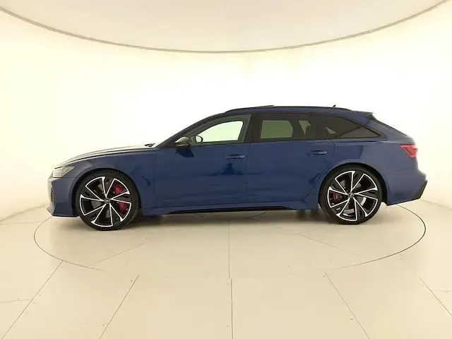 Usata Audi RS6 Performance 630 CV (463 kW) 2025 Blu ascari metallizzato Station wagon