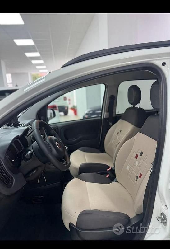 Usata Fiat Panda 75 CV (55 kW) 2018 Utilitaria