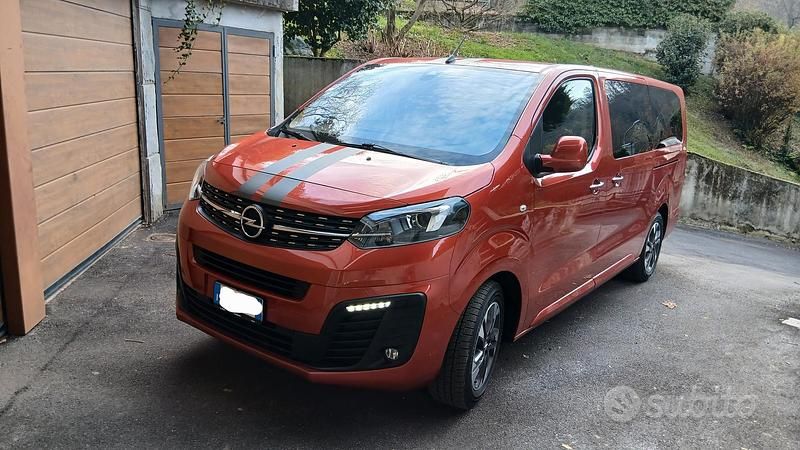 Usata Opel Zafira Life 180 CV (132 kW) 2021 Rosso Monovolume