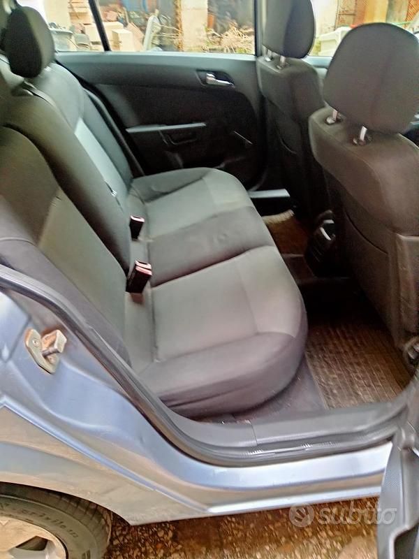 Usata Opel Astra 90 CV (66 kW) 2006 Grigio Berlina