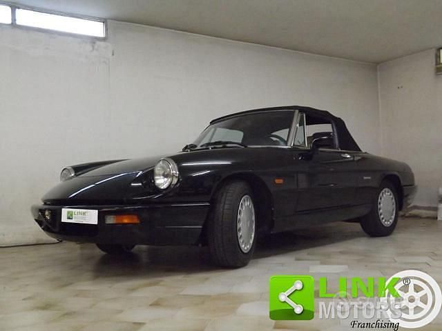 Usata Alfa Romeo Spider 109 CV (80 kW) 1991 Nero Cabrio