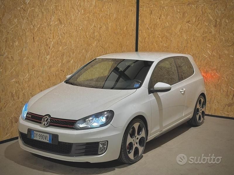 Usata VW Golf GTI 211 CV (155 kW) 2009 Bianco Berlina