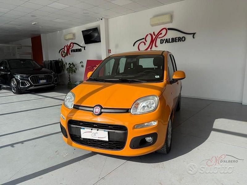 Usata Fiat Panda Easy 95 CV (69 kW) 2017 Arancione Utilitaria