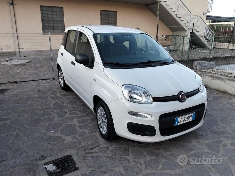 Usata Fiat Panda Easy 69 CV (50 kW) 2020 Bianco Utilitaria