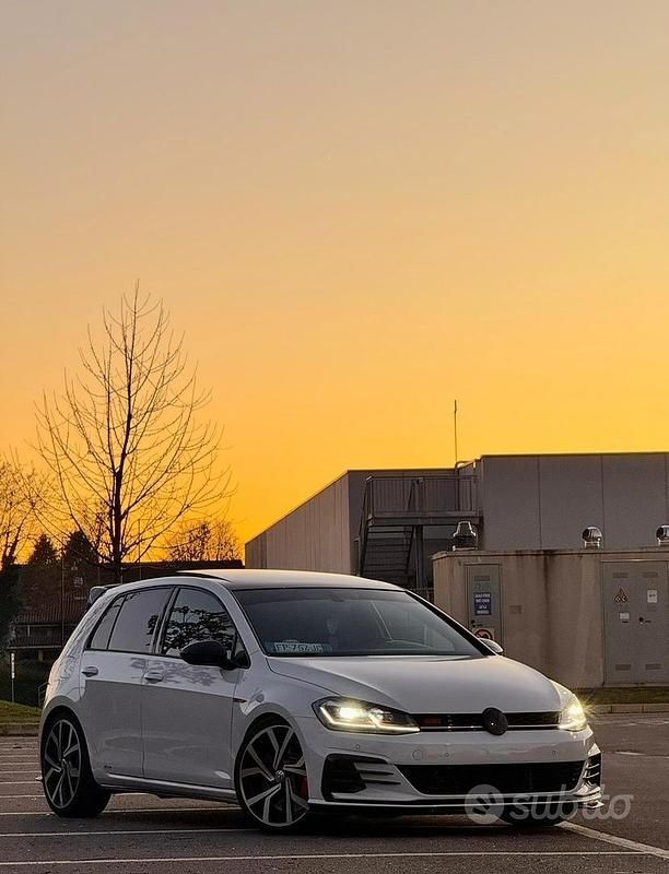 Usata VW Golf VII GTI 245 CV (180 kW) 2018 Bianco Berlina