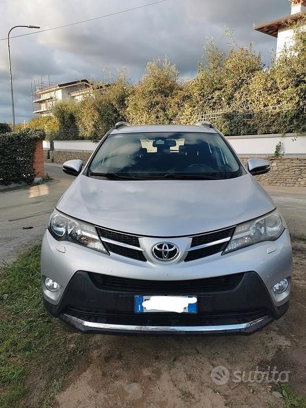 Usata Toyota RAV4 Style 150 CV (110 kW) 2013 Grigio SUV