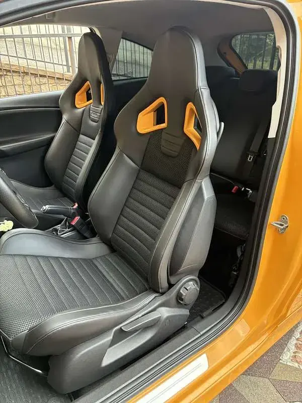 Usata Opel Corsa OPC 207 CV (152 kW) 2018 Giallo Utilitaria