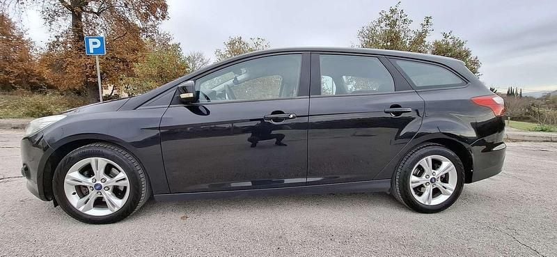 Käytetty Ford Focus 116 HP (85 kW) 2011 Farmari