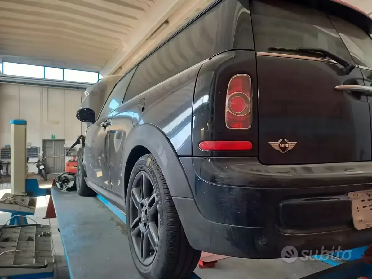 Usata Mini Cooper D Clubman 90 CV (66 kW) 2013 Nero Station wagon