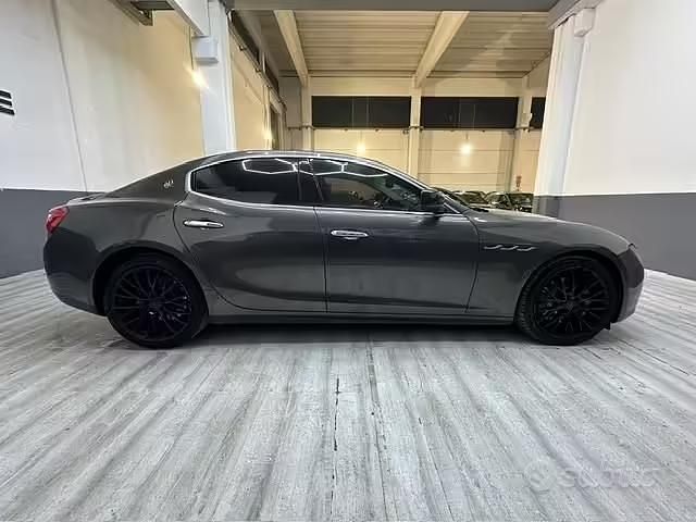 Usata Maserati Ghibli 330 CV (242 kW) 2016 Marrone Berlina