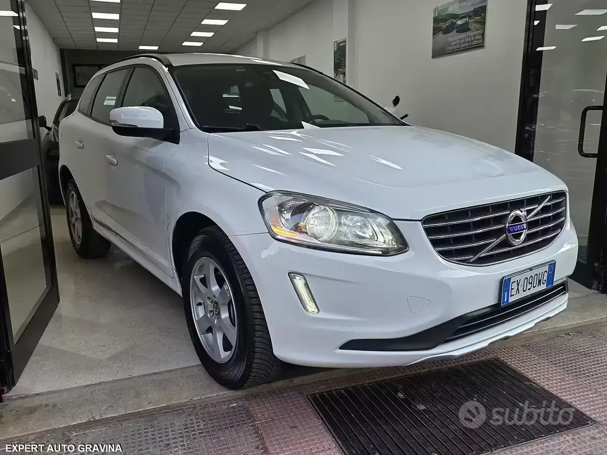 Usata Volvo XC60 181 CV (133 kW) 2015 Bianco SUV