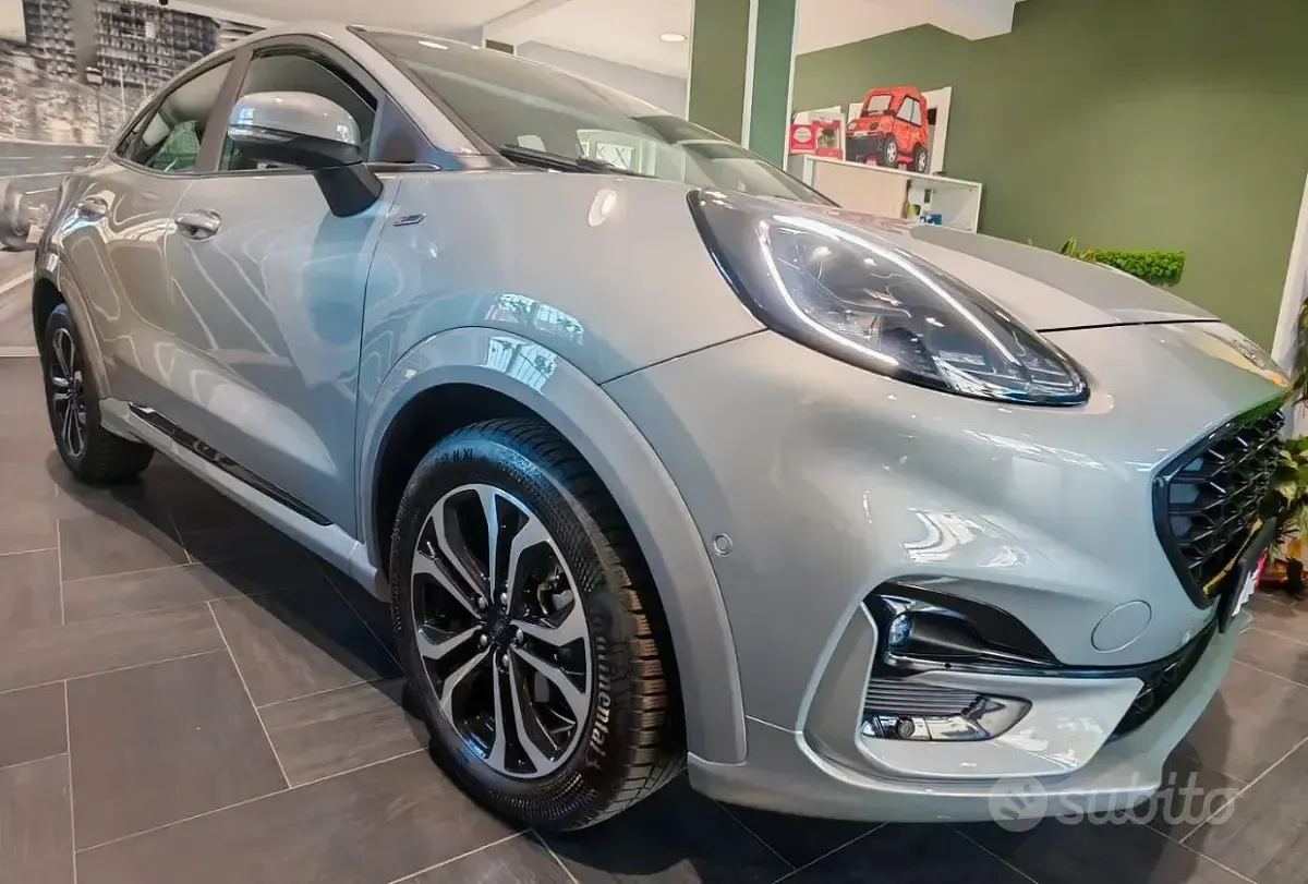 Usata Ford Puma ST-Line X 125 CV (91 kW) 2023 Grigio SUV