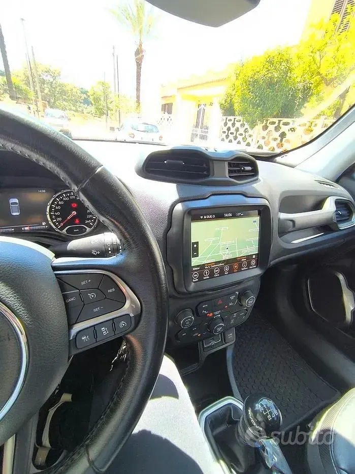 Usata Jeep Renegade 120 CV (88 kW) 2018 Grigio SUV