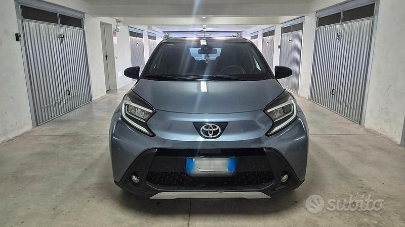 Usata Toyota Aygo X 72 CV (52 kW) 2025 SUV