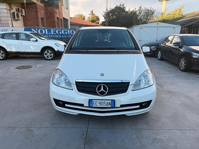 Usata Mercedes A160 81 CV (59 kW) 2010 Bianco Berlina