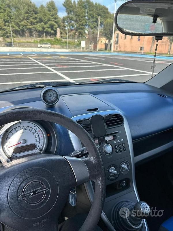 Usata Opel Agila Enjoy 86 CV (63 kW) 2009 Grigio Utilitaria