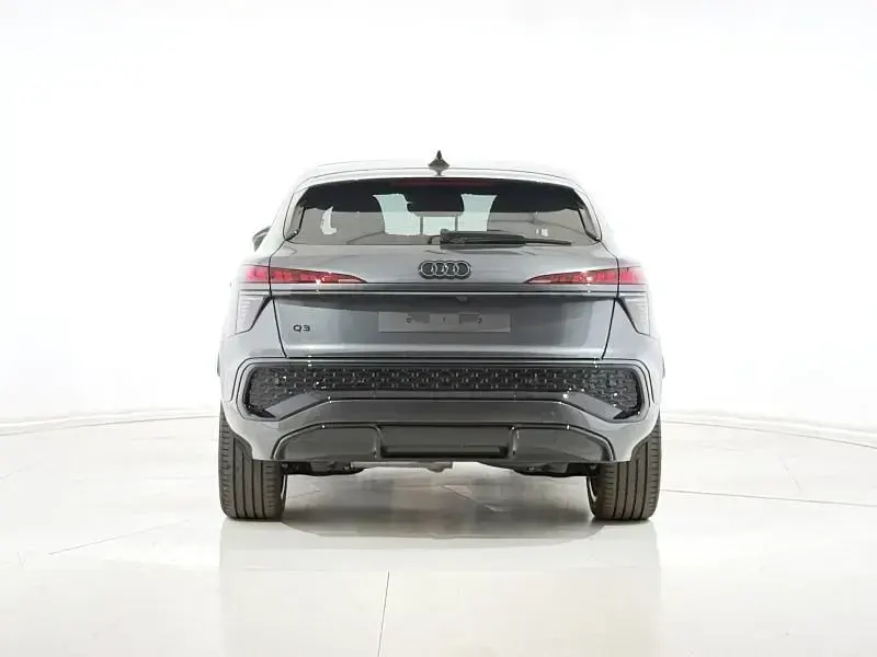 Nuova Audi Q3 Sportback S-Line 150 CV (110 kW) 2026 Nero SUV