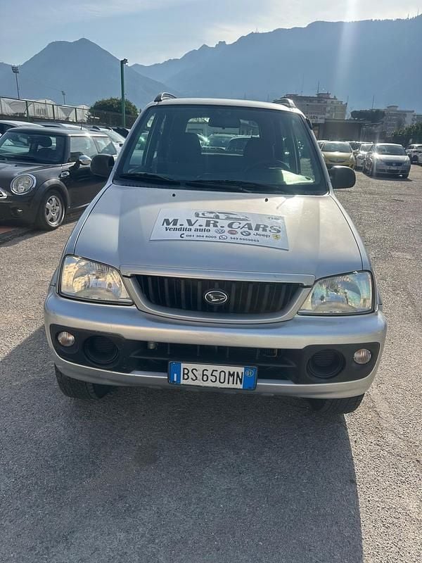 Grigio Usata 2001 Daihatsu Terios SUV | 1999 € (Super prezzo) - Immagine 1/4