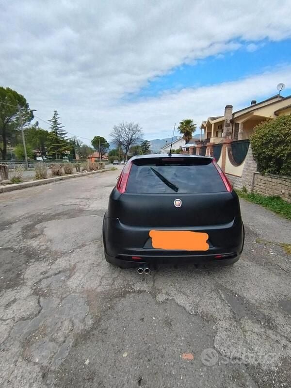Usata Abarth Grande Punto 155 CV (114 kW) 2009 Nero Utilitaria