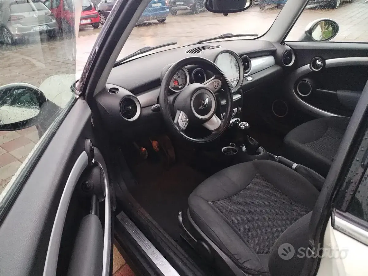 Usata Mini Cooper 120 CV (88 kW) 2007 Utilitaria