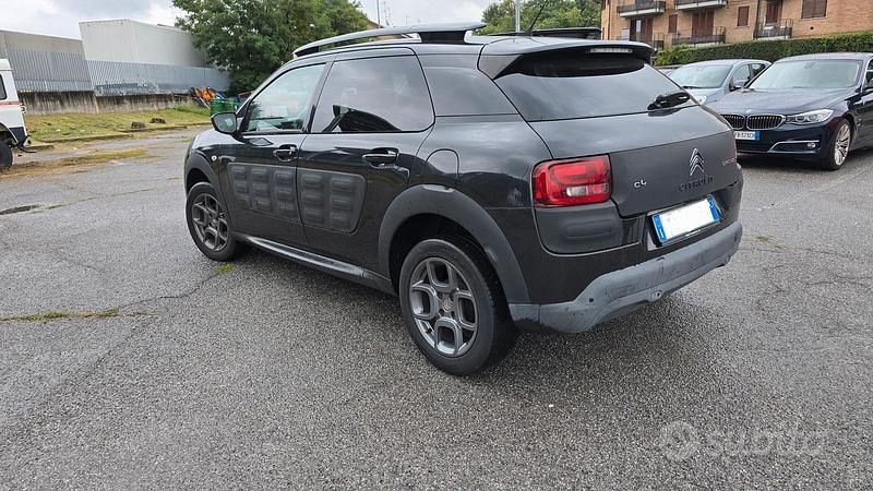 Usata Citroën C4 Cactus 100 CV (73 kW) 2016 Nero Utilitaria