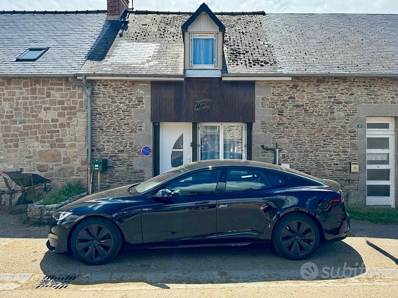 Usata Tesla Model S 2024 Nero Utilitaria