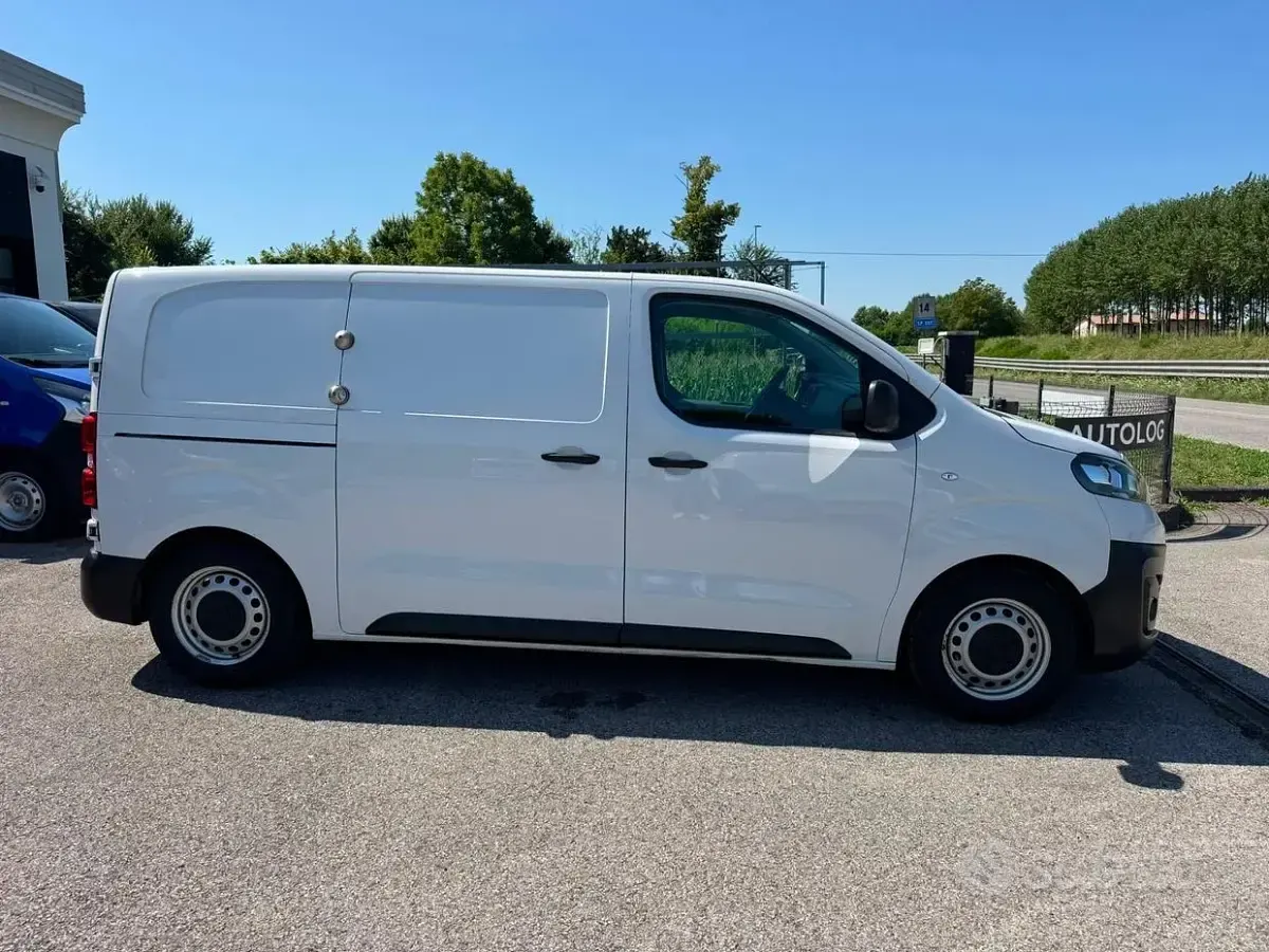 Usata Fiat Scudo Business 144 CV (105 kW) 2023 Bianco Furgone