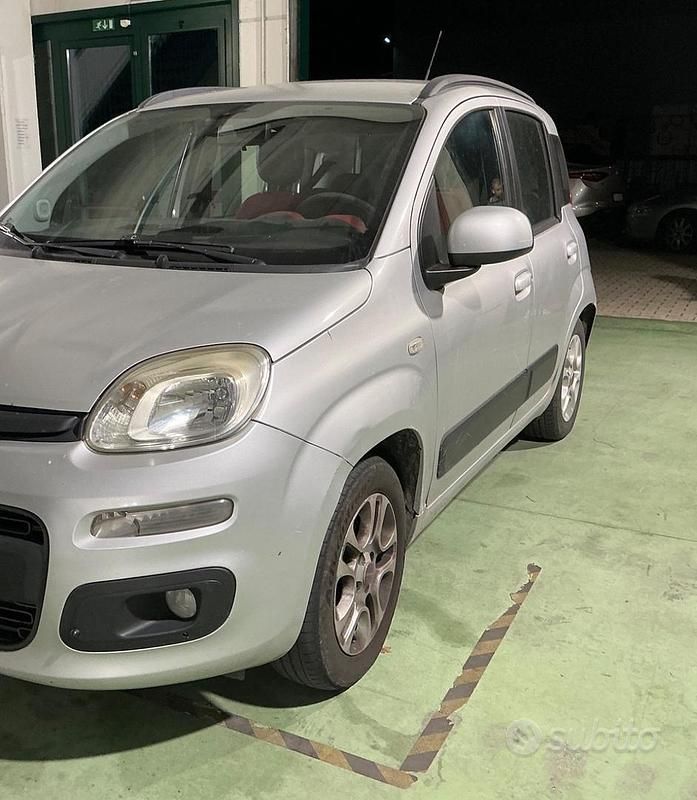Usata Fiat Panda Easy 74 CV (54 kW) 2013 Grigio Utilitaria