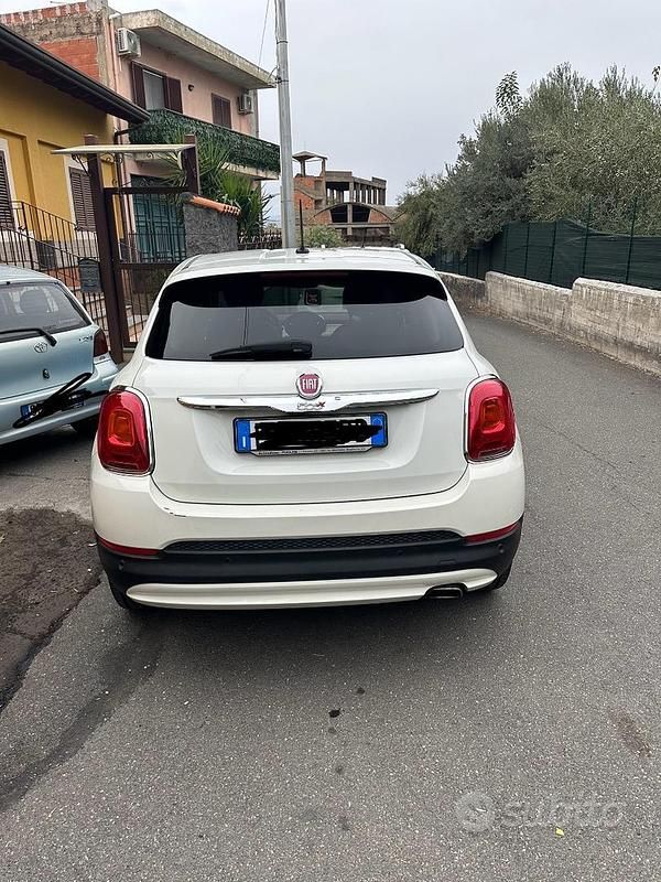 Usata Fiat 500X 120 CV (88 kW) 2015 Bianco SUV