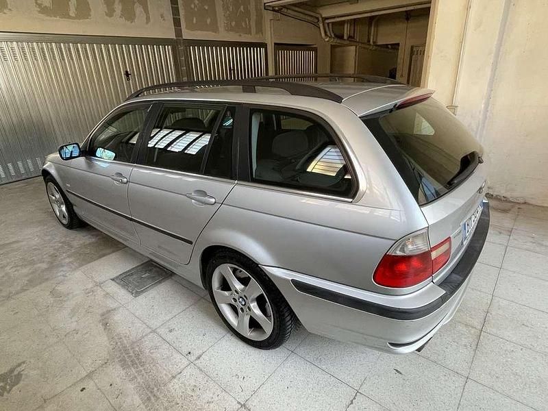 Usata BMW 330 231 CV (169 kW) 2001 Argento Station wagon