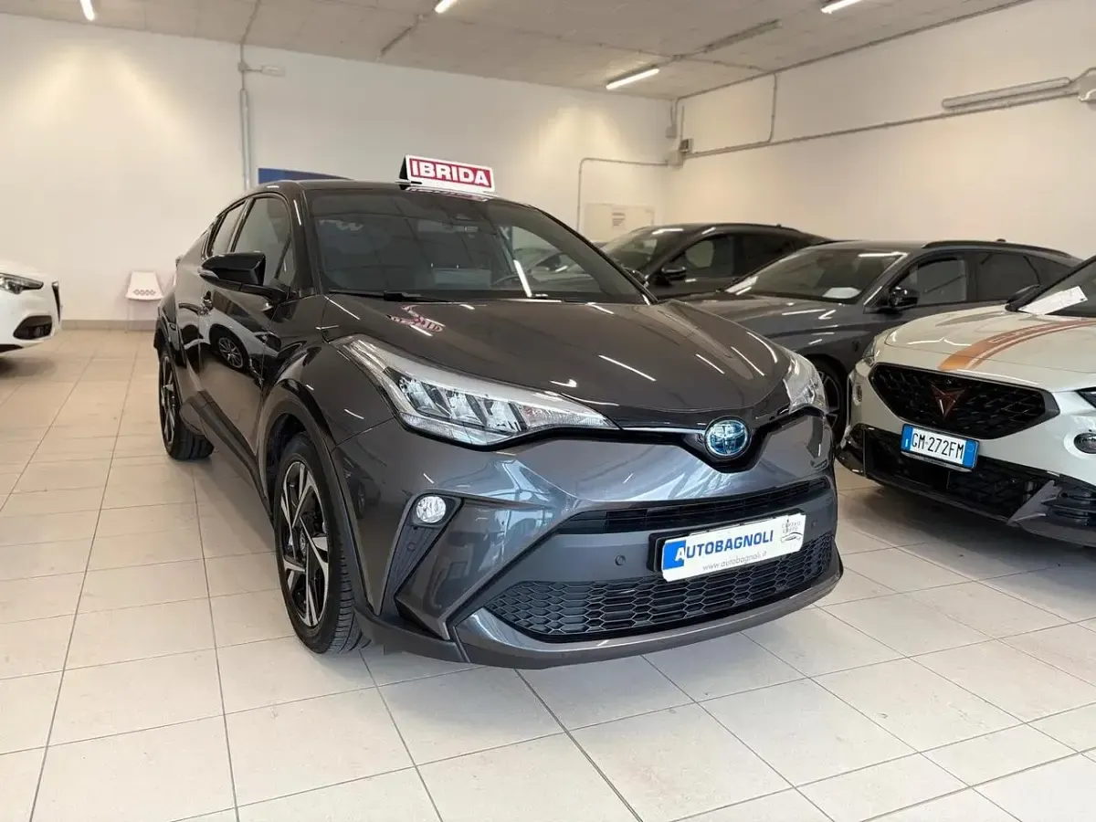 Usata Toyota C-HR Trend 152 CV (111 kW) 2022 Grigio SUV