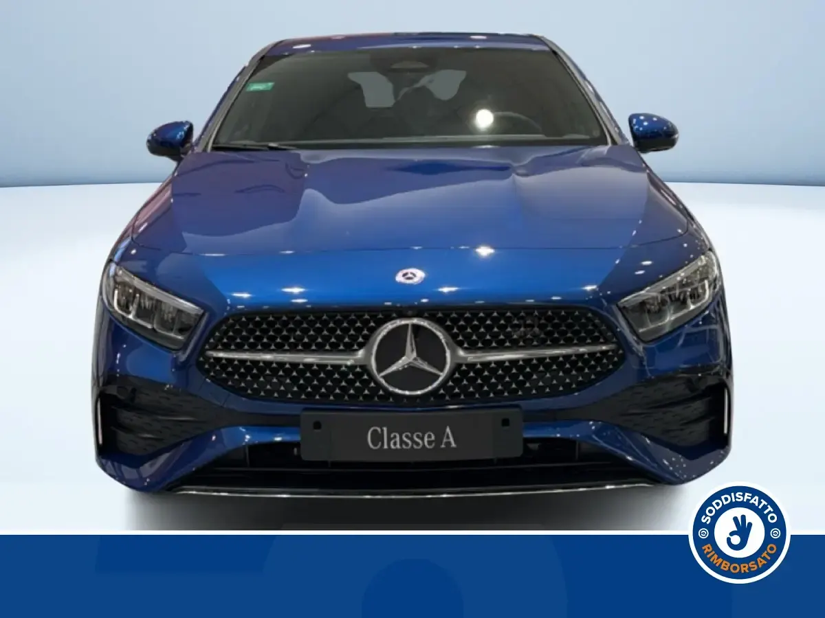 Nuova Mercedes A250 Advanced Plus 218 CV (160 kW) 2026 Blu metallizzato