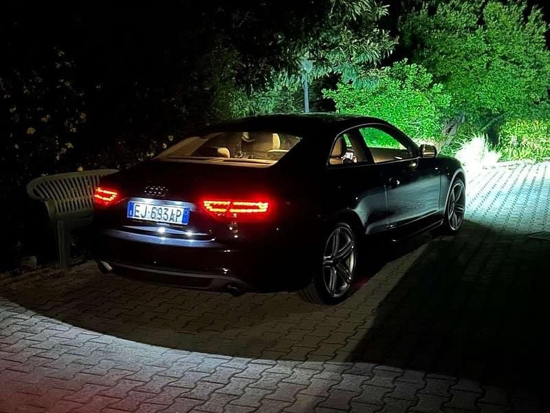 Usata Audi A5 Ambition 239 CV (175 kW) 2011 Nero Coupé