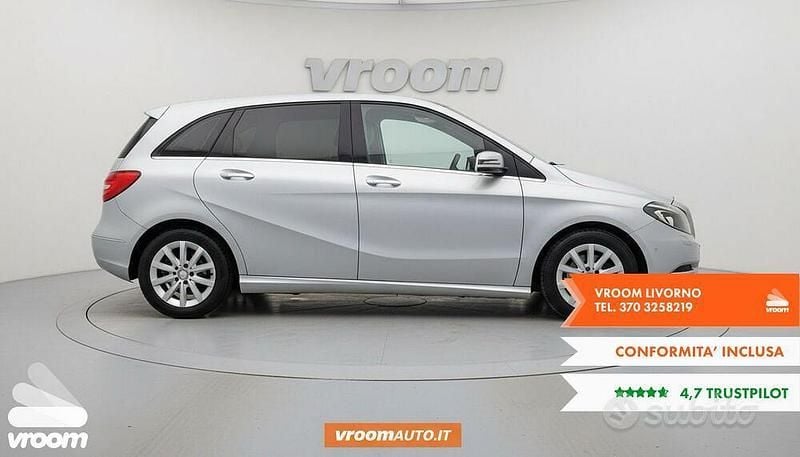 Usata Mercedes 180 2012 Grigio Berlina