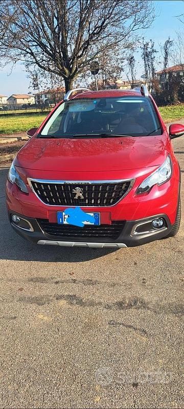 Usata Peugeot 2008 110 CV (80 kW) 2017 Rosso SUV