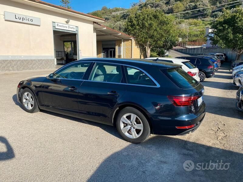 Usata Audi A4 150 CV (110 kW) 2018 Blu Station wagon