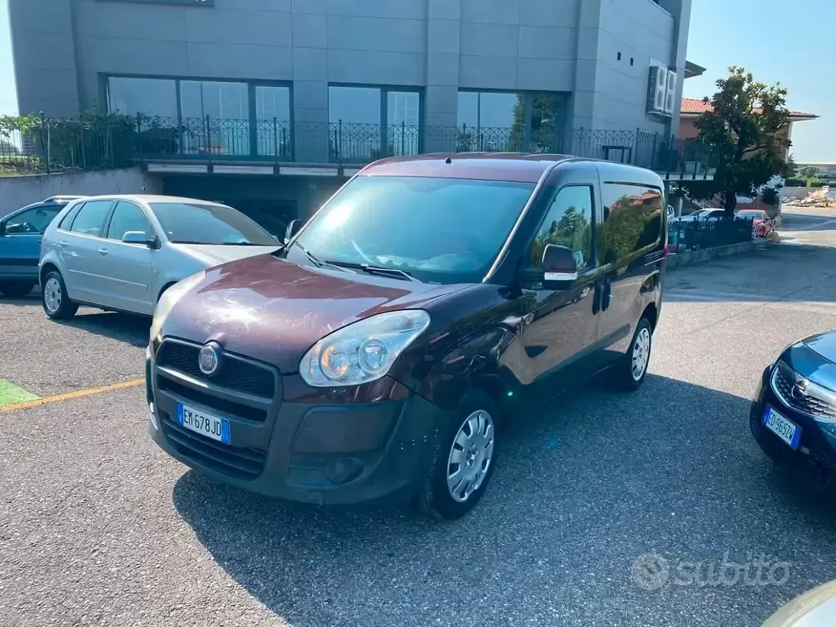 Usata Fiat Doblò Active 120 CV (88 kW) 2012 Monovolume