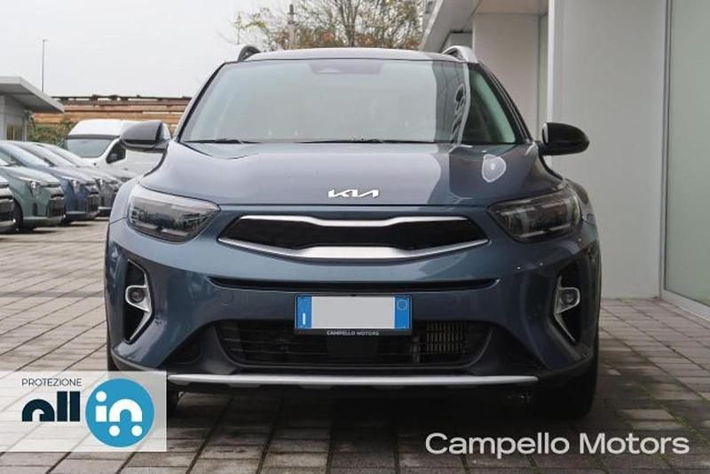Usata Kia Stonic Style 100 CV (73 kW) 2022 Blu SUV