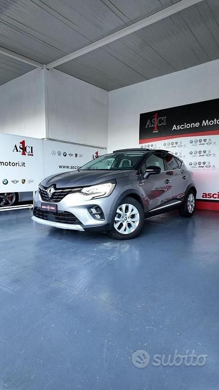 Usata Renault Captur Intens 100 CV (73 kW) 2021 Grigio SUV