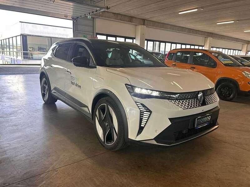 Usata Renault Scenic E-Tech Iconic 55 kW (75 CV) 2024 Bianco SUV