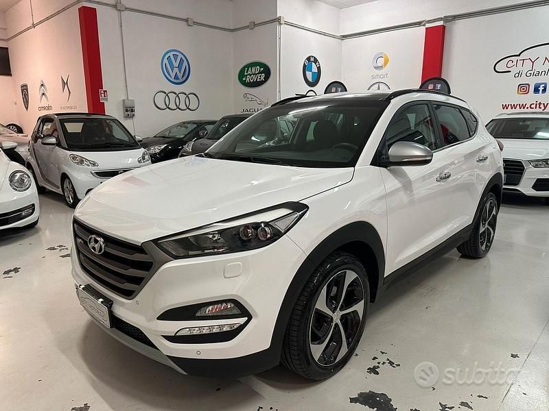 Bianco Usata 2017 Hyundai Tucson Edition SUV | 18.500 € (Buon prezzo) - Immagine 1/4