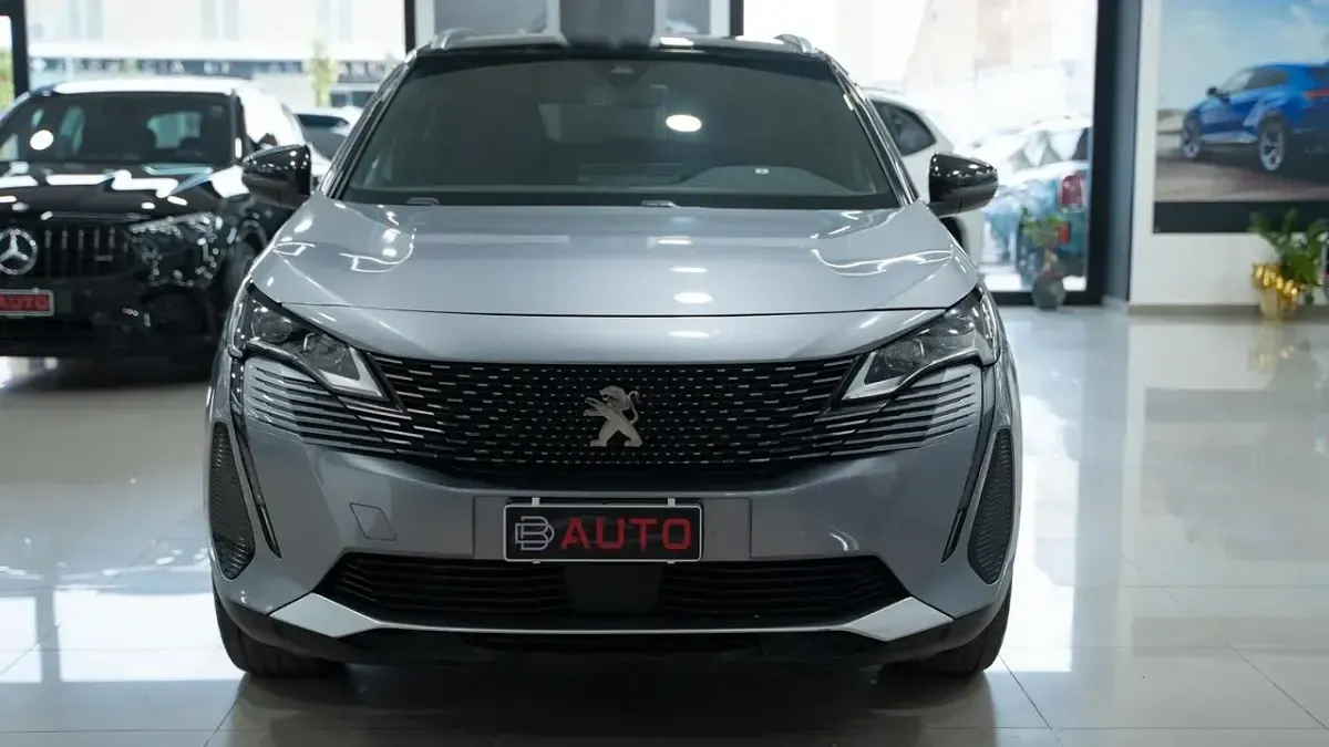 Usata Peugeot 3008 GT 131 CV (96 kW) 2022 Argento SUV