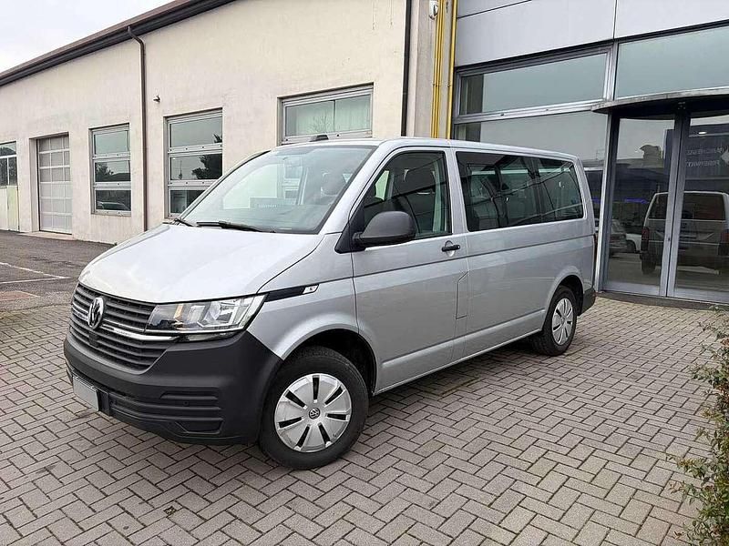 Usata VW Transporter 150 CV (110 kW) 2021 Argento Furgone