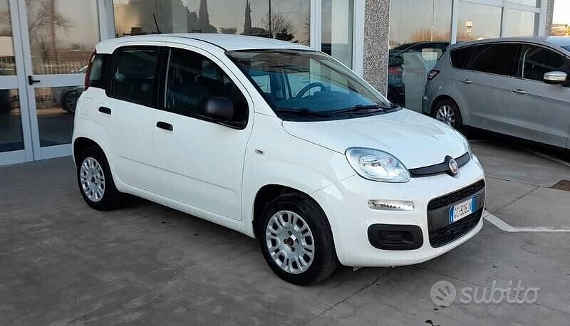 Usata Fiat Panda Easy 69 CV (50 kW) 2020 Bianco Utilitaria
