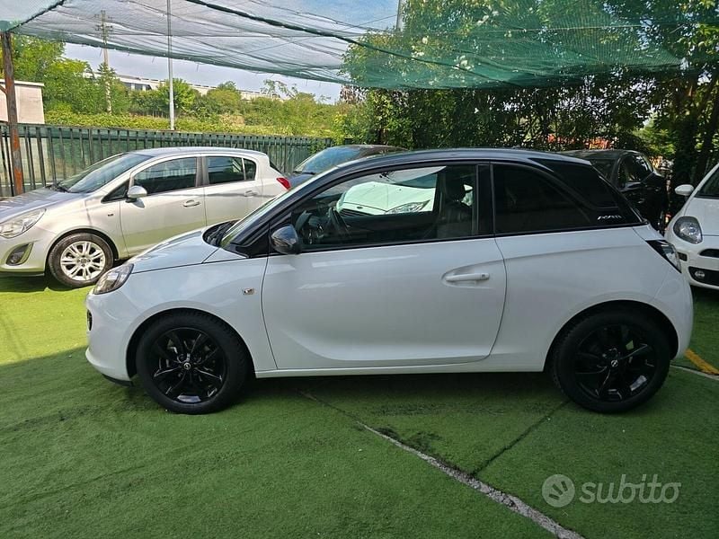 Usata Opel Adam 88 CV (64 kW) 2015 Bianco Utilitaria